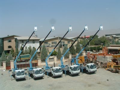 فروشنده بالابر پشت کامیونی مدل STS ZOOM B140