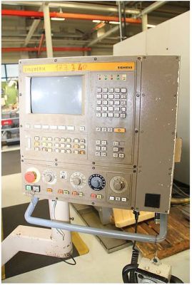 دستگاه فرز عمودی CNC - دستگاه سنتر عمودی Chiron - CNC1