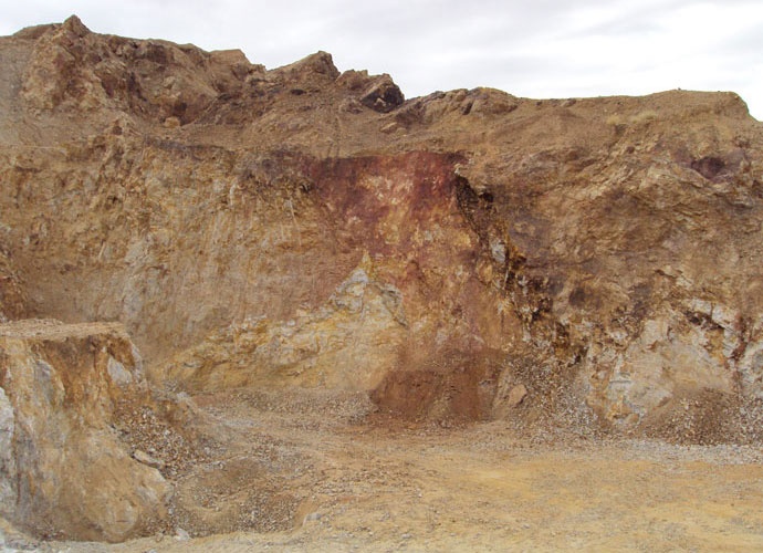 فروش معدن باریت در اصفهان0