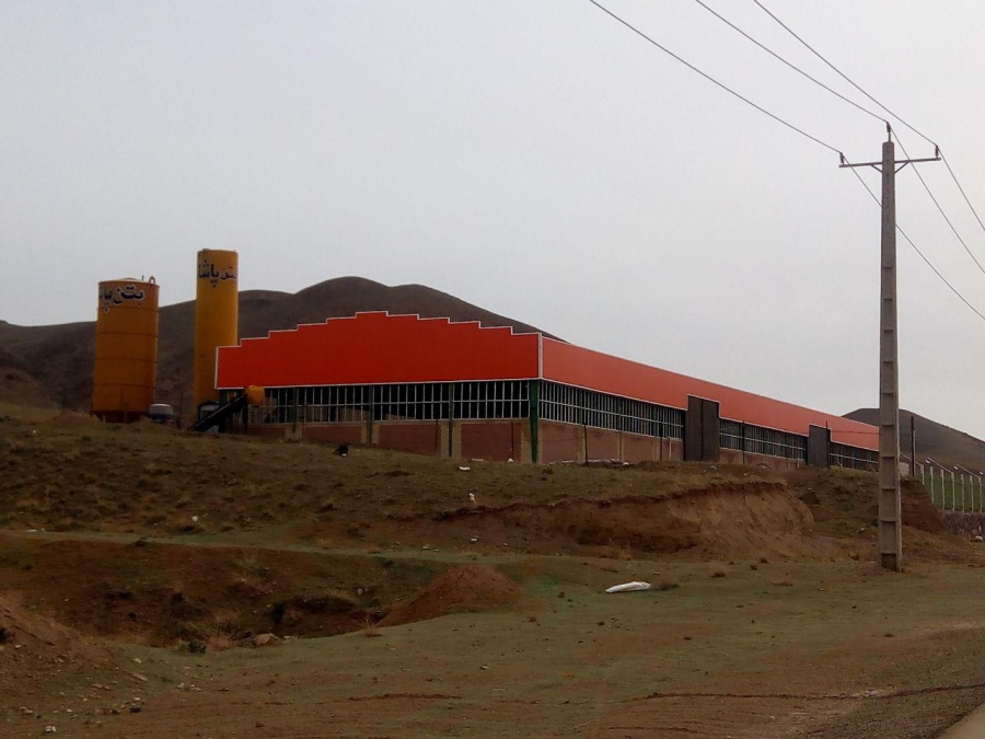 فروش کارخانه واقع در شهرک صنعتی بستان آباد0