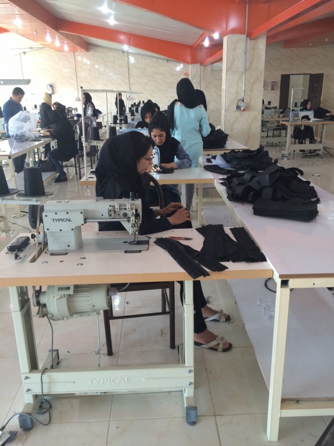 فروش کارخانه پوشاک در کاسپین1