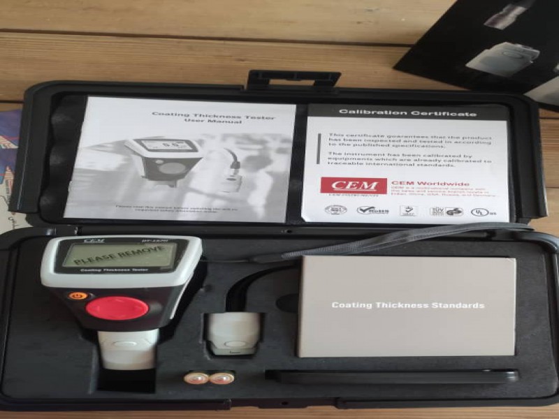 میکرومتر رنگ و پوشش فلزات سی ای ام  DT157H CEM1