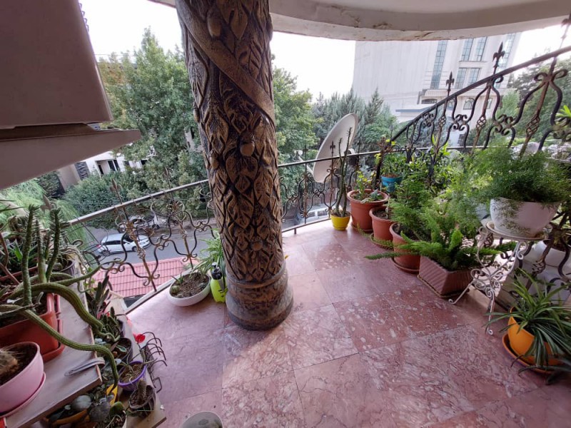 اپارتمان 164.5 متری مهرشهر4