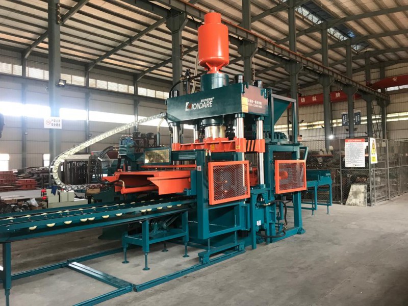 واردات دستگاه تولید تیر بتنی چینی2