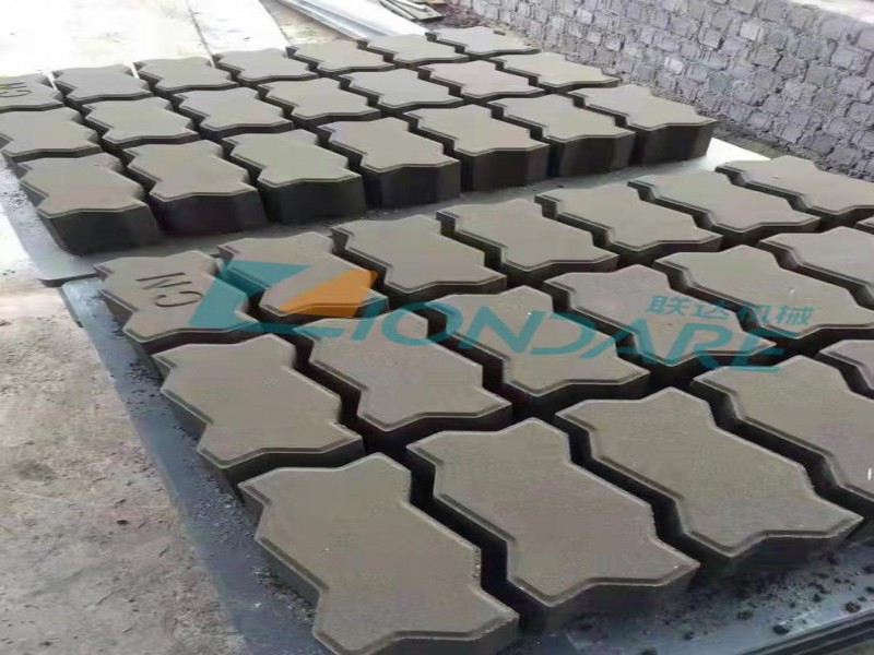 تولید و فروش موزائیک بتنی4