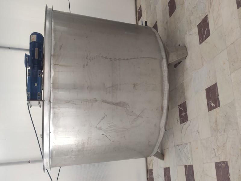مخزن استیل تکجدار 1500 لیتری1