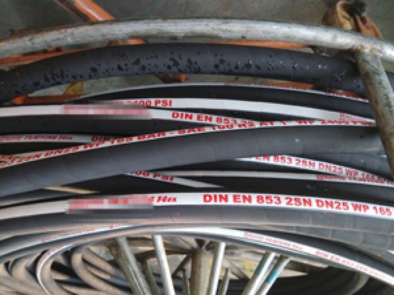 واردات شیلنگ هیدرولیک سیم دار و نخ دار0