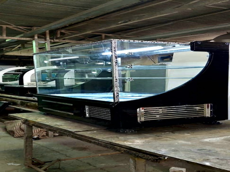 فروش یخچال شو کیک کافی شاپ6