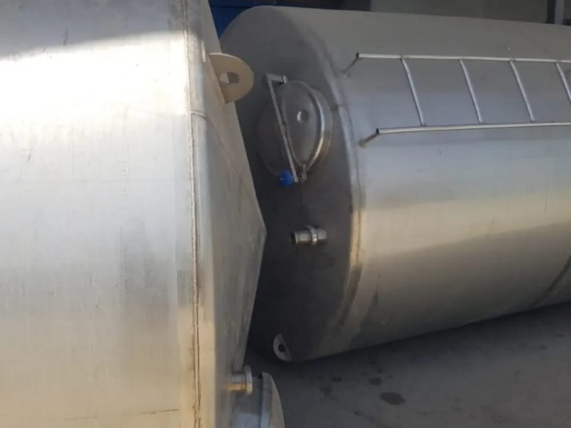 فروش مخزن استیل 304 دست دوم1