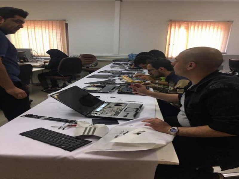 آموزش مبانی الکترونیک در اصفهان0