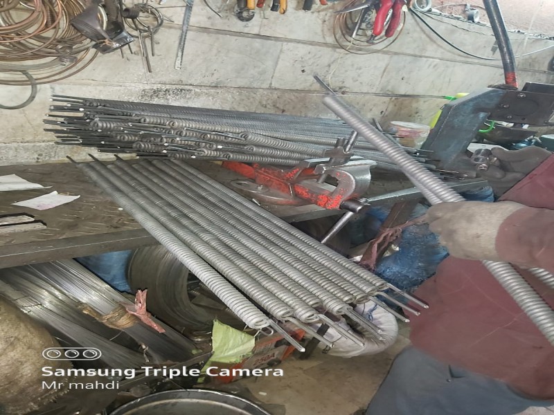 تولید فنر کیپ قلاب دار شاهین فنر0