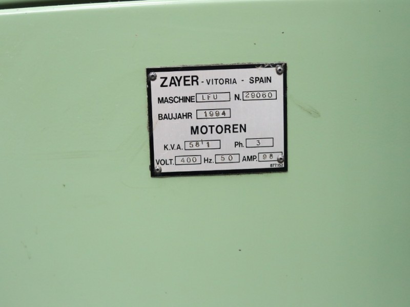 دستگاه فرز 3 محور زایر شرکت شایان اعتماد1