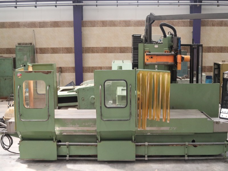 دستگاه فرز 3 محور زایر شرکت شایان اعتماد2