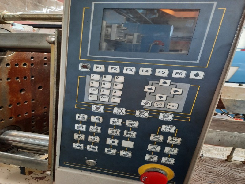 دستگاه تزریق 138 تن هایدا شرکت شایان اعتماد0