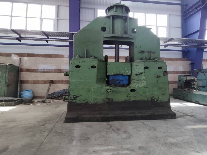 پتک ۱۶۰۰ کیلو آیدا دروازه‌ای شرکت شایان اعتماد5