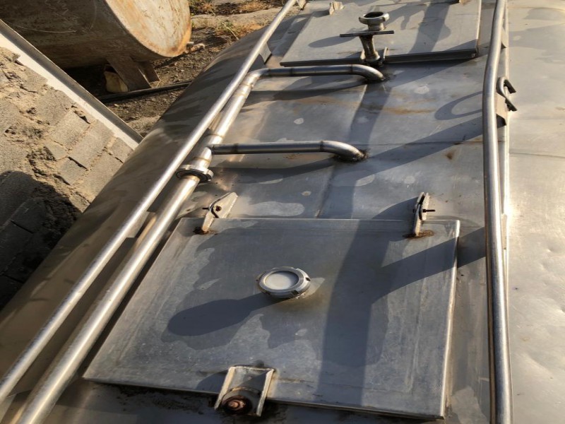 تانک حمل شیر 2/5 تن0