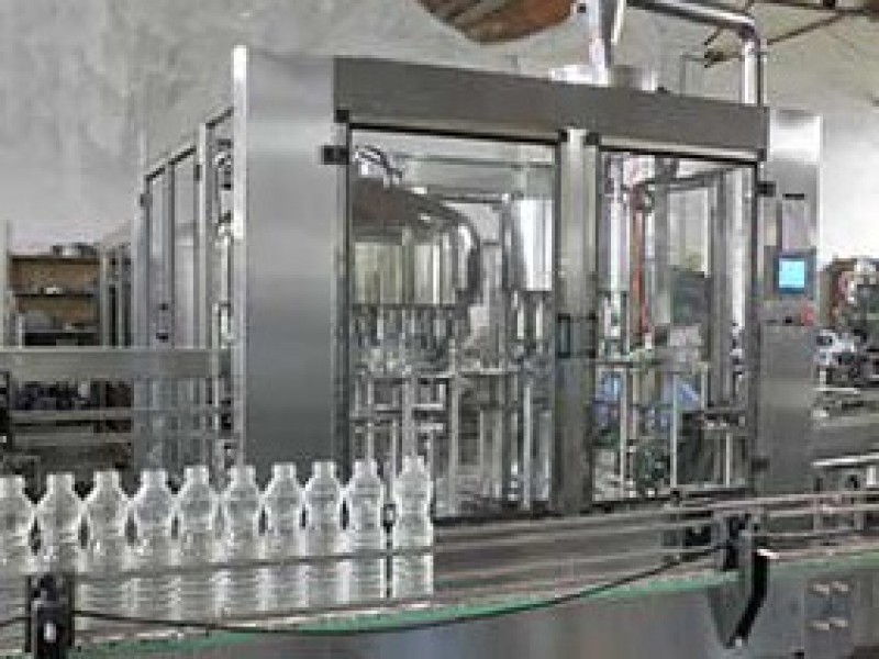 خریدار تجهیزات خط تولید آب معدنی0