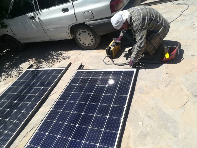 پمپاژ آب از چاه با استفاده از انرژی خورشیدی آرسیا1