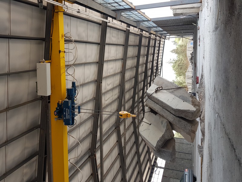 فروش جرثقیل سقفی رونامیک5