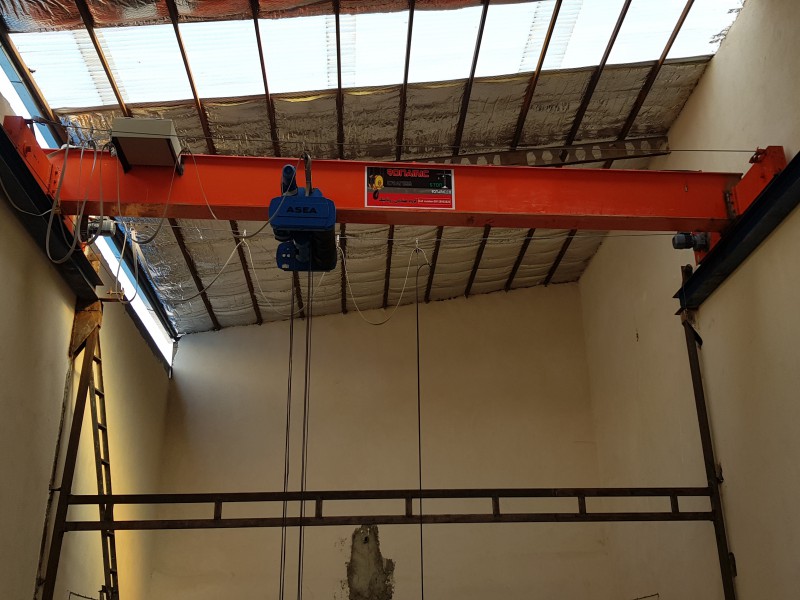 فروش جرثقیل سقفی رونامیک3