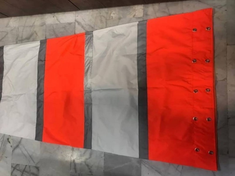 بزرگترین تولید کننده بادنما پارچه ای بادنما جورابی0