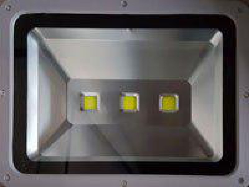 فروش ویژه پروژکتور ها و چراغ های خیابانی LED-SMD-COB0