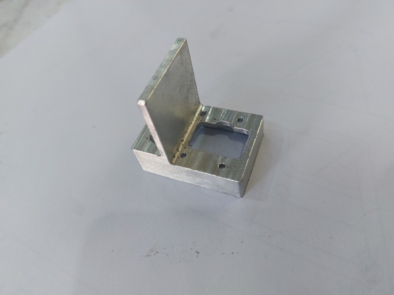 تولید قطعات هواپیمایی شرکت دقیق صنعت ایده جام1