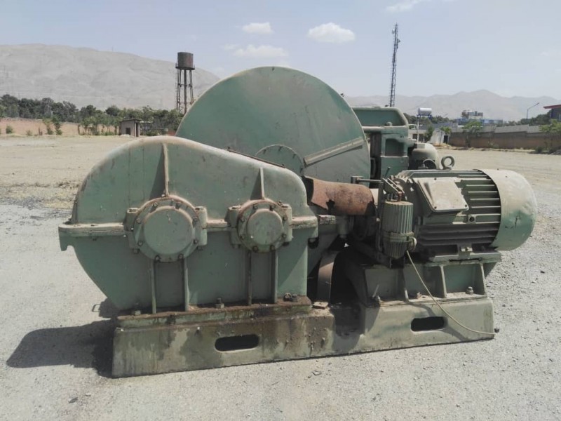 خرید انواع ماشین الات صنعتی7