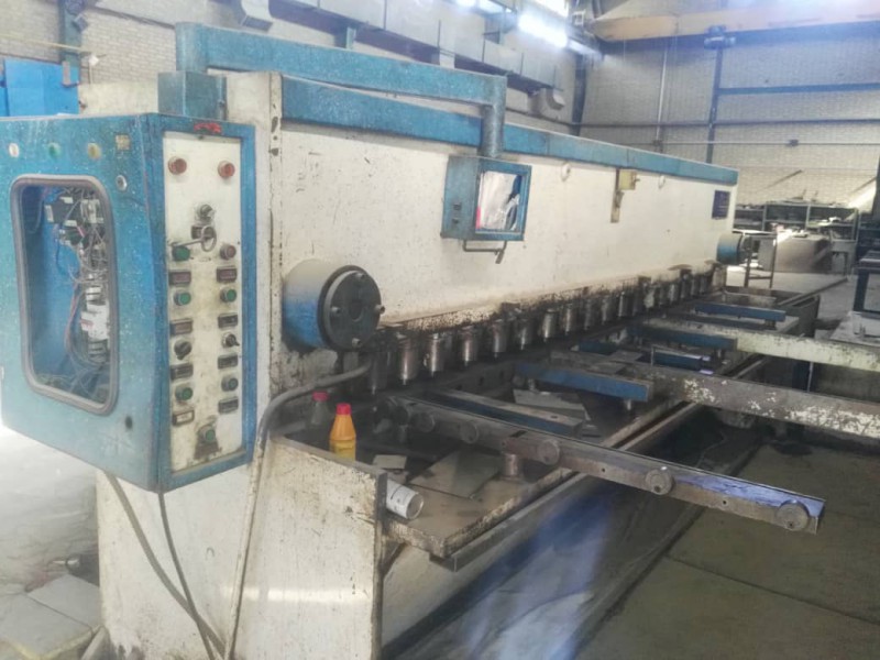 خرید انواع ماشین الات صنعتی9