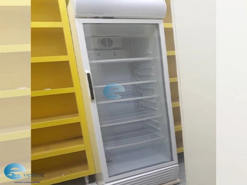یخچال کافه اورست0