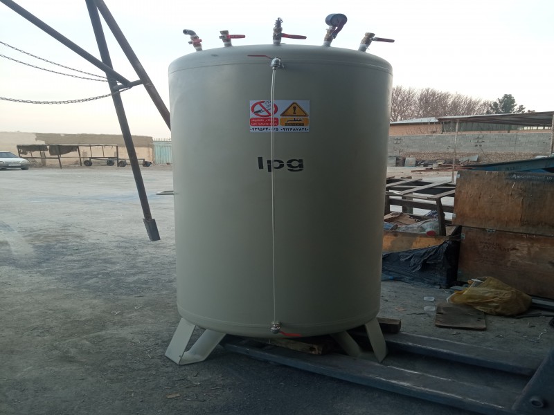 مخزن ذخیره گاز مایع مخصوص باغ ویلا3