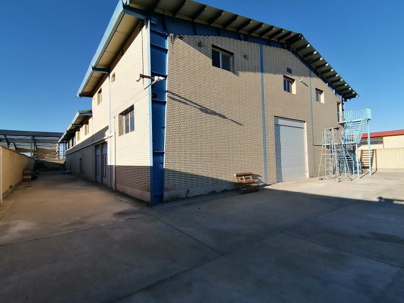 کارخانه 1800 متری شهرک صنعتی بزرگ اصفهان1