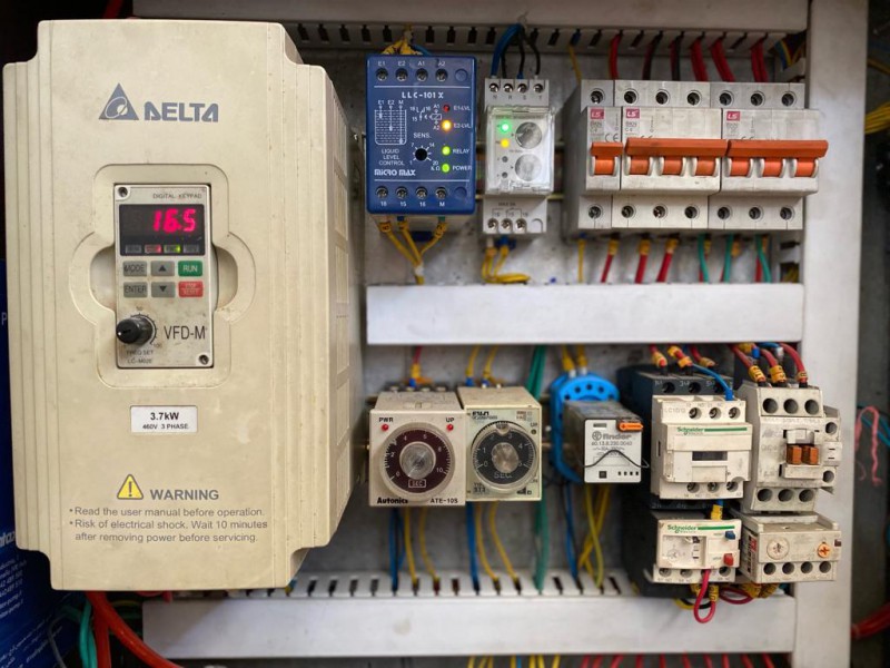 خط پرکن دربند و لیبل زن نوشیدنی0