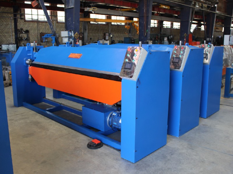 ساخت دستگاه خم کن سه متر فول اتومات - 091210077600