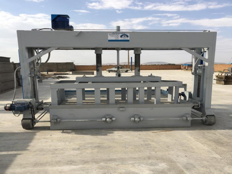 دستگاه تولید قطعات بتونی بزرگ1