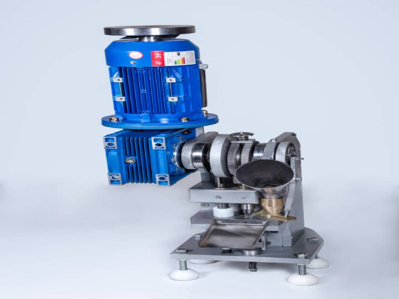 دستگاه پرس قرص1