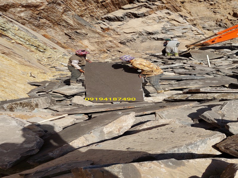 پیمانکار سنگ لاشه در رودهن ۱3