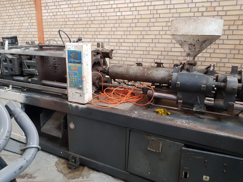 تزریق پلاستیک 128 تن چنده0