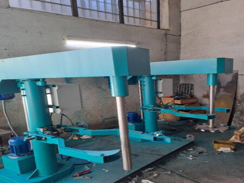 میکسر رنگ میکسر مایعات میکسر خورشیدی0