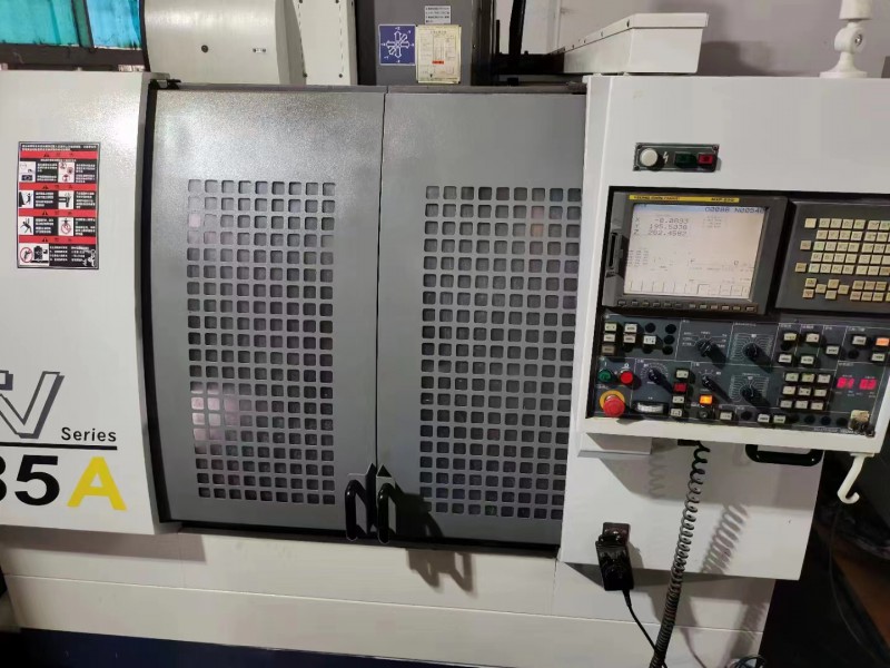 فرز سی ان سی فرز CNC فرز YCM 85A0