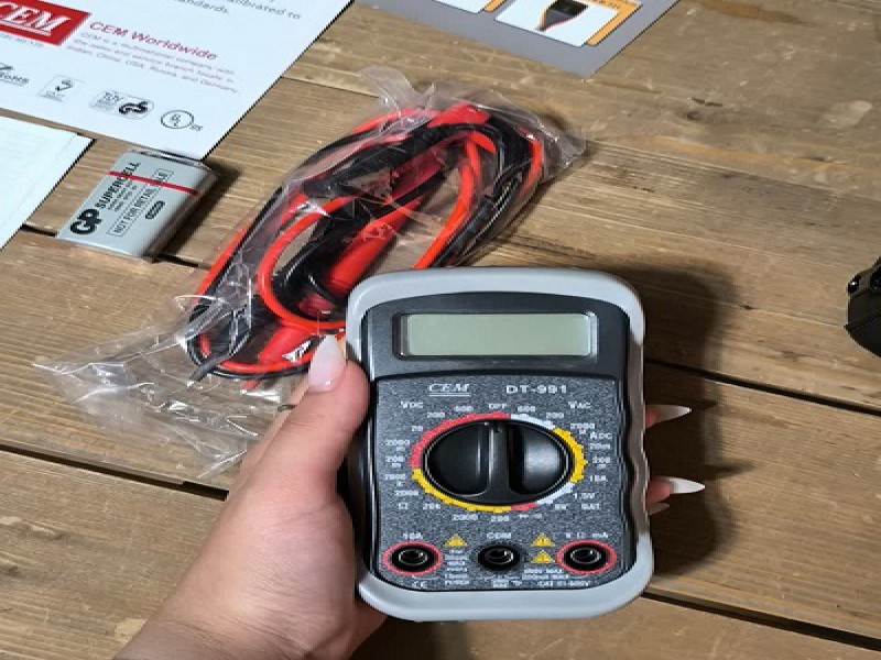 مولتی متر دیجیتال Dt-9910