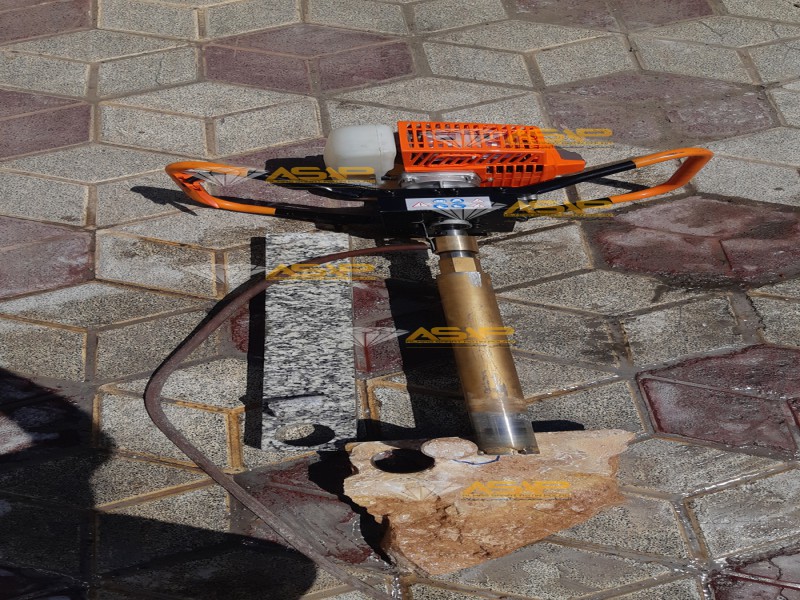 کرگیر بنزینی  حفاری تاعمق  20 متر0