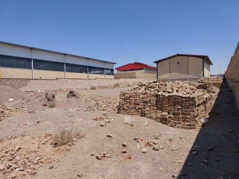 سوله صنعتی نوساز در بهترین موقعیت شهرک صنعتی چمران ساوه (زون شیمیایی) آماده فروش است!2