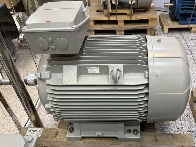تامین کننده الکتروموتور و گیربکس صنعتی0