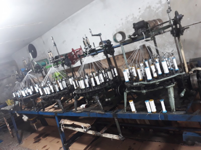 دستگاه بافت شلنگ صنعتی ۳۲ و ۳۶ دوک ژاپنی اصل ۱۰ عدد_ دوک پرکن ۸ کله ۱ عدد _ دستگاه تزریق تک لایه ۱ عدد_ به همراه تمام ملزومات مورد نیاز2