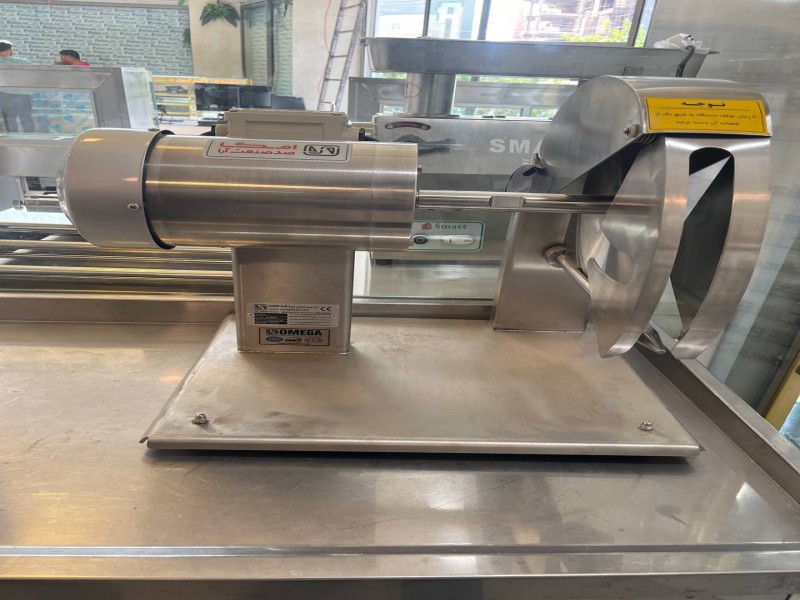 دستگاههای فروشگاه و کارگاه قطعه بندی مرغ3