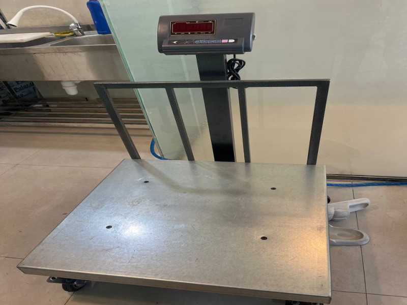 دستگاههای فروشگاه و کارگاه قطعه بندی مرغ10