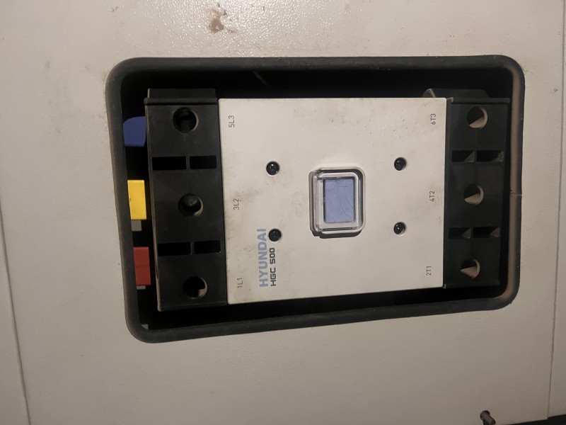 تابلو برق صنعتی هیوندای کره ای2