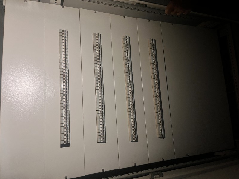 تابلو برق صنعتی هیوندای کره ای0