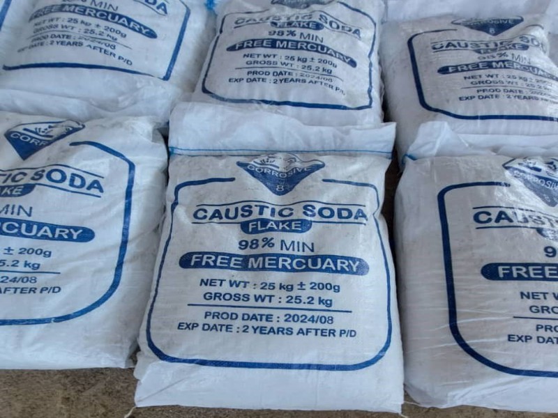 کاستیک سودا فلیک0